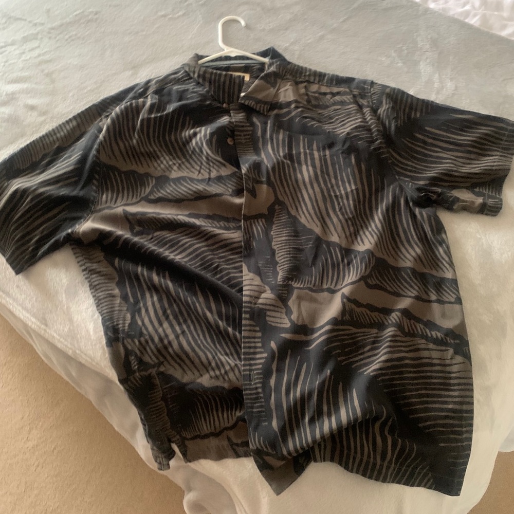 tommy bahama xxl 2xl short sleeve buttondown shirt